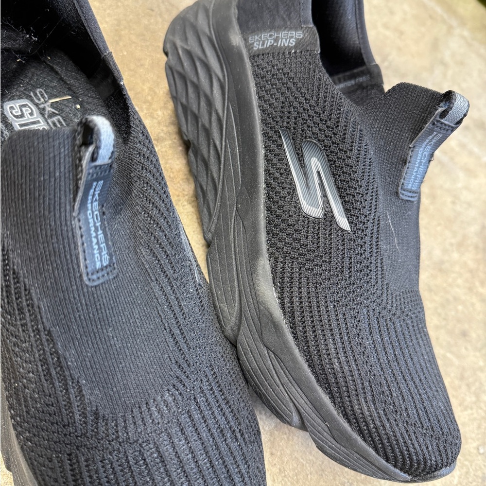 Skechers women’s Black Slip-On Sneakers - Picture 3 of 4